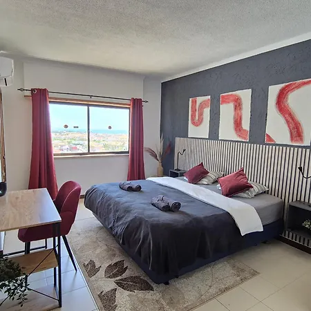 Cozy Sea View With Balcony & Access Lägenhet Albufeira