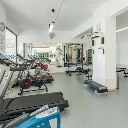 Cozy Sea View With Balcony & Access