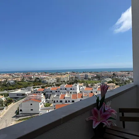 Cozy Sea View With Balcony & Access * Albufeira
