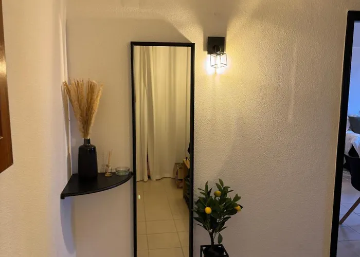 Cozy Sea View With Balcony & Access Apartamento *